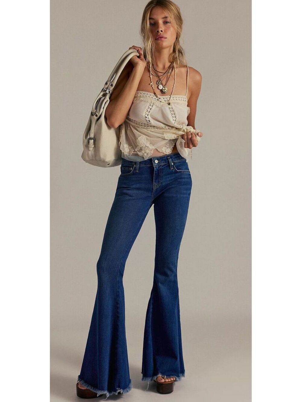 β’(SIZE 27, W15, R9, INSEAM 34) NWT FREE PEOPLE EMRE FLARE JEANS